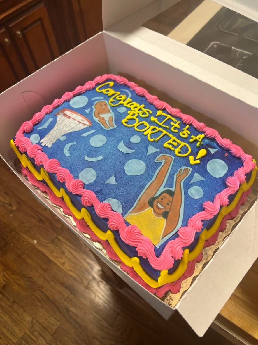 It's disheartening to see a cake celebrating abortion with a meme of an African American woman throwing her baby away as trash, especially considering the 3 times higher abortion rate among black women compared to white women. #unbornlivesmatter #racialdisparity