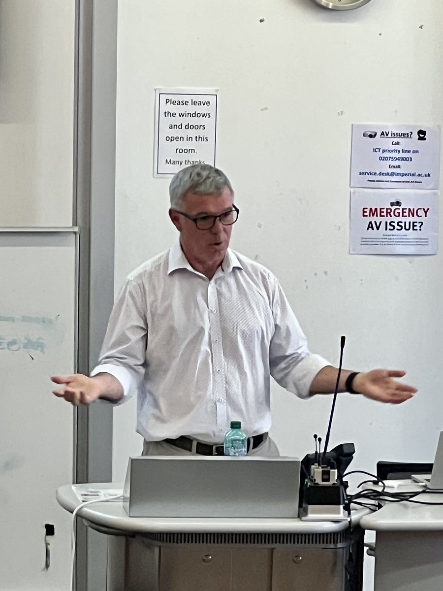 The CDT-ACM were delighted to host Prof David McComb today at Imperial College London. David spoke to students about his career path and professional development, as well as giving a talk on high resolution electron energy-loss spectroscopy