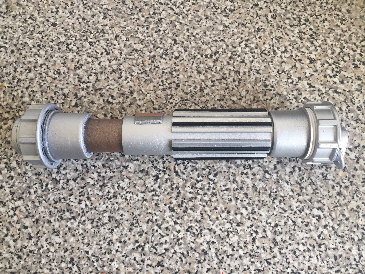 ArtJerrico's tweet image. @chinbeard my saber is finished! &amp;amp; a video all about it will be uploaded later on #lightsaber #lightsaberprop #handmadeprops #propreplica