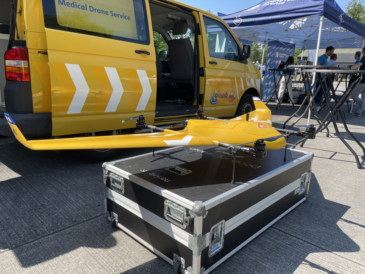 Space53official's tweet image. Yes! Vandaag is het tijd voor 𝗠𝗢𝗩𝗘 𝗘𝗔𝗦𝗧☀️➡️ Het terrein van @TechnologyBaseT is gevuld met de nieuwste innovatieve, duurzame mobiliteitsoplossingen. Nog geen weekendplannen? Je kunt nog gratis tickets bestellen voor morgen (17 juni) via bit.ly/44032sw @Oostnlnl