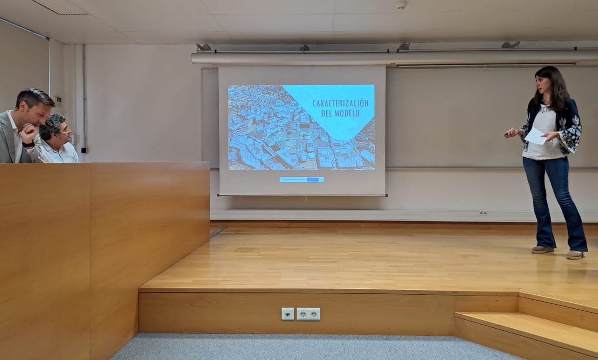 La investigadora d’AR+I, Patrícia Borges, ha defensat aquest divendres la seva tesi sobre la ‘Modelització energètica d’edificis a escala urbana a Andorra’. Properament l'explicarem amb detall.
 
Felicitats, doctora!

#ARIdivulgació #ARIsostenibilitat