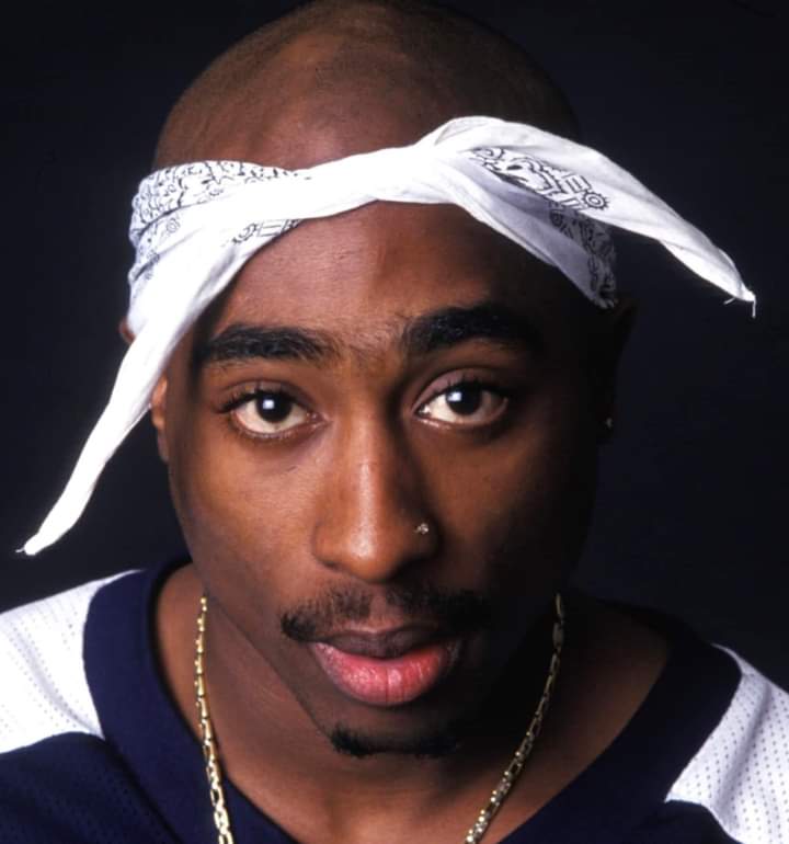 Happy birthday to #TupacShakur 🎉🥳🎊
He would've been 52 years old today! You will NEVER be forgotten! 💜💜