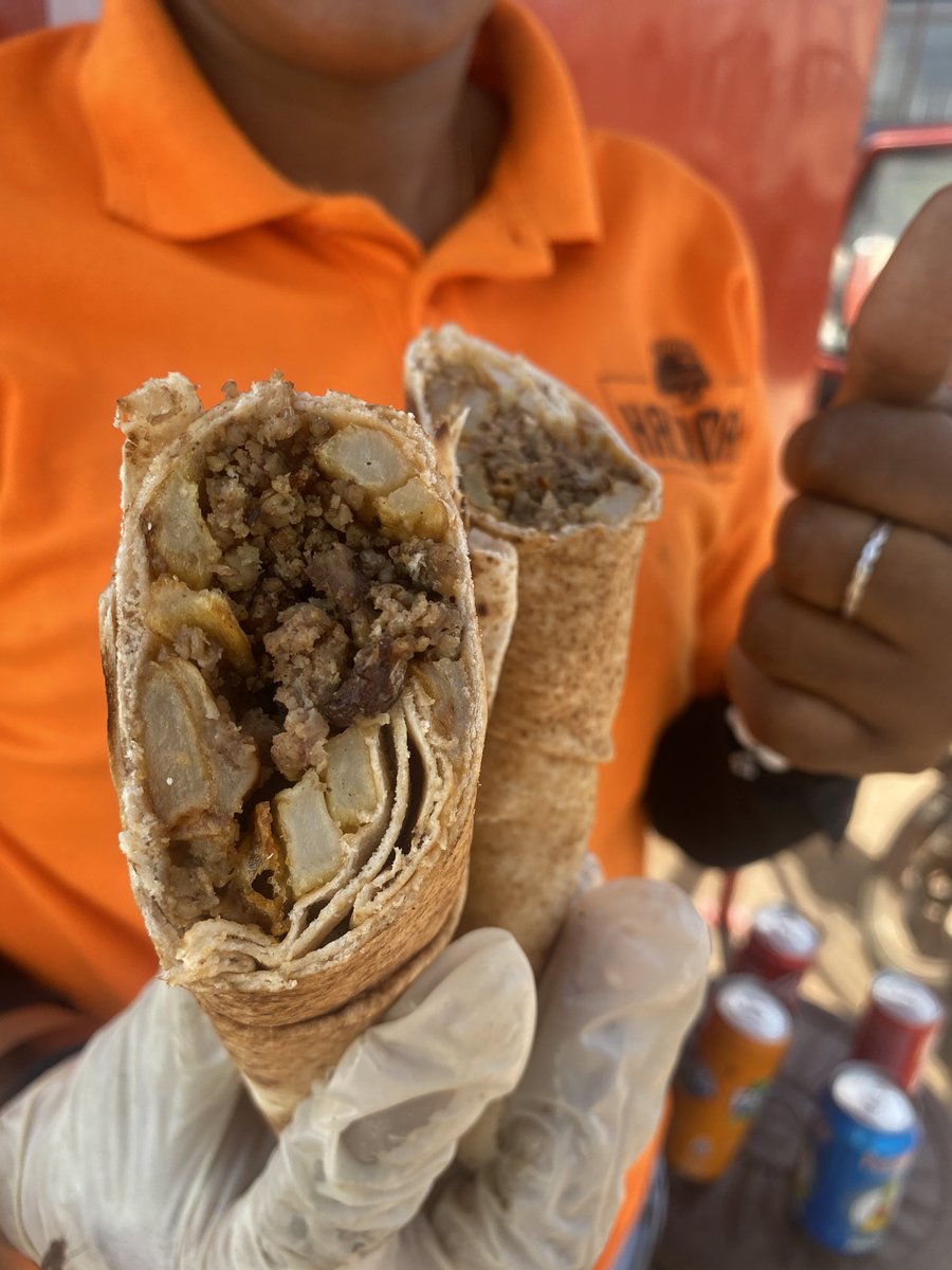 KalamanMali's tweet photo. Le Favori du peuple: Le Shawarma KALAMAN 🌯

Simplement une tuerie 🤐🤤🤤
📲 77 05 34 34 /77 09 34 34

#KALAMAN #tacos #Shawarma #Bamako #LivraisonDispo #DouminiKALAMAN #DouminiDOUMAN https://t.co/PZank1f8la