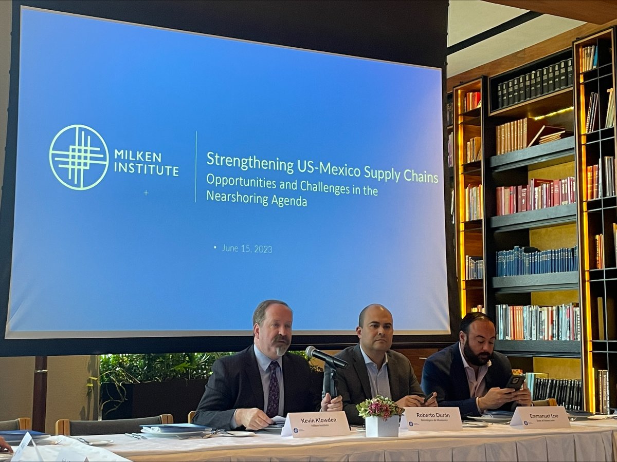 How can Mexico effectively overcome substantial structural barriers and maximize its nearshoring potential?

While in Mexico City, our team brought together a select group of corporate and financial leaders from essential sectors of the North American supply chains.