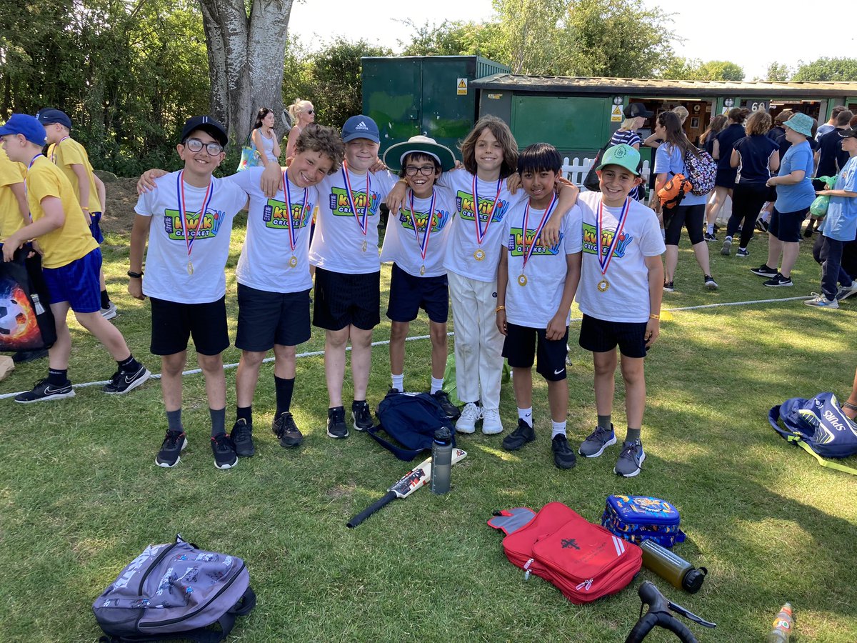 southloughtoncc's tweet photo. Great to see so much young talent in action across all 9 teams! We were delighted that @stjohnssch were the winners as half the team already play for us! @EssexCCB @TRipponCricket https://t.co/22aL1bbu8e