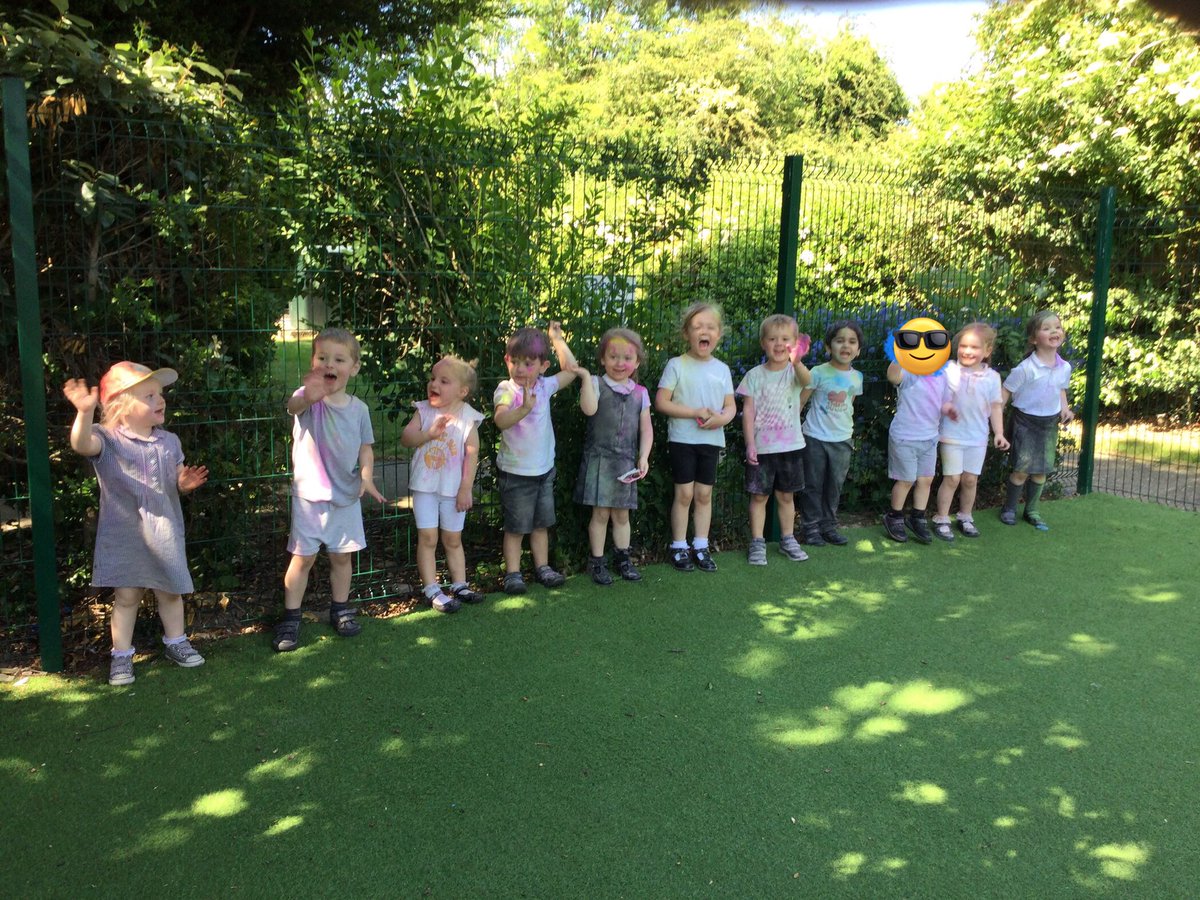 What a fantastic afternoon the 🐞 have had. They all throughly enjoyed throwing the paint up into the sky and then at each other to celebrate Hoil.#strivingforexcellence #EYFS