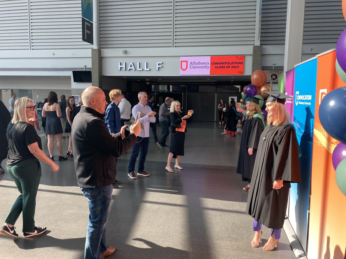 Congrats to <a href="/AthabascaU/">Athabasca University</a> Faculty of Science and Health Disciplines graduates ! We loved sharing your special day.