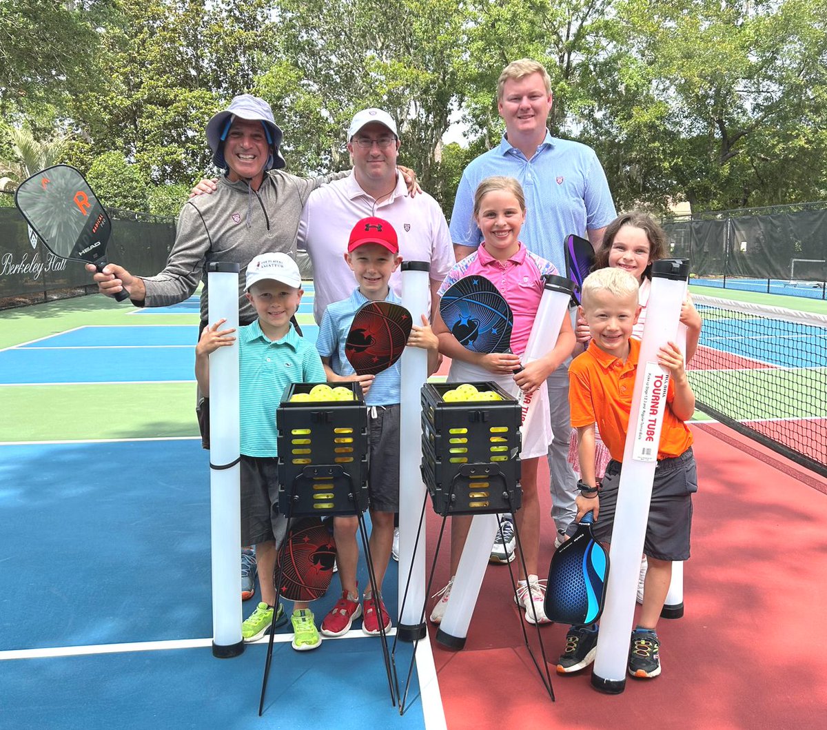 BerkeleyHall_SC's tweet image. Summer Kids Camp Fun! On the golf course, tennis &amp;amp; pickleball, and cooling off in the pool!  {thanks to Graham, Jaden &amp;amp; Royce for these great photos!} #BerkeleyExperience