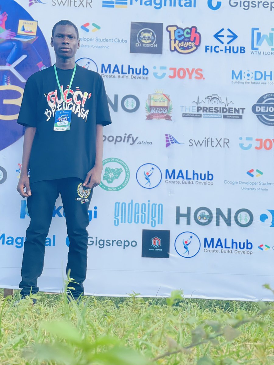 baloo_graphics's tweet image. ICTWEEK2023 ✅

#DeveloperStudentClubs
#GDSCSSA @googledevs @googlestudents @googleafrica @gdgIlorin @GDSC_KP 
#ictweek2023 #hackathon #gdgilorin #gdsckp #kwarapoly #computerscience #NACOS