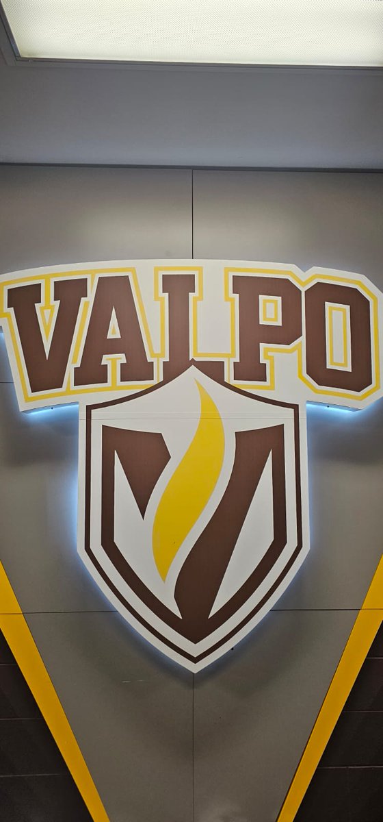 KorkesEthan's tweet photo. After a great visit and conversation with @CoachPrevost, @Coach_TMcC, and @CoachLFox, 
I am blessed to receive my first D1 offer to @valpoufootball. #recruitapk #hokahey #BeARhino
#ProtectTheShield @ApopkaFootball @CoachJettD @CoachAbnerSmith @ClintOldenburg @larryblustein https://t.co/d5uAHMNhpT