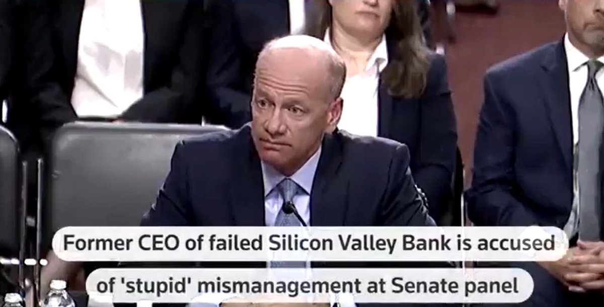 The Senate just introduced a bill to claw back bonuses from executives of failed banks

Last month, former Silicon Valley Bank CEO Greg Becker said he wouldn't voluntarily return a $1.5 million bonus he received a few months before SVB collapsed 

Ridiculous that this is even…