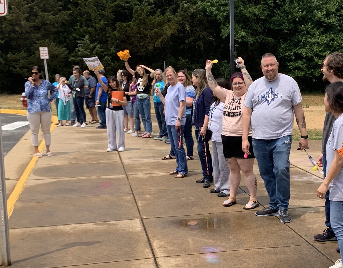 Rachel Carson Middle School tweet media