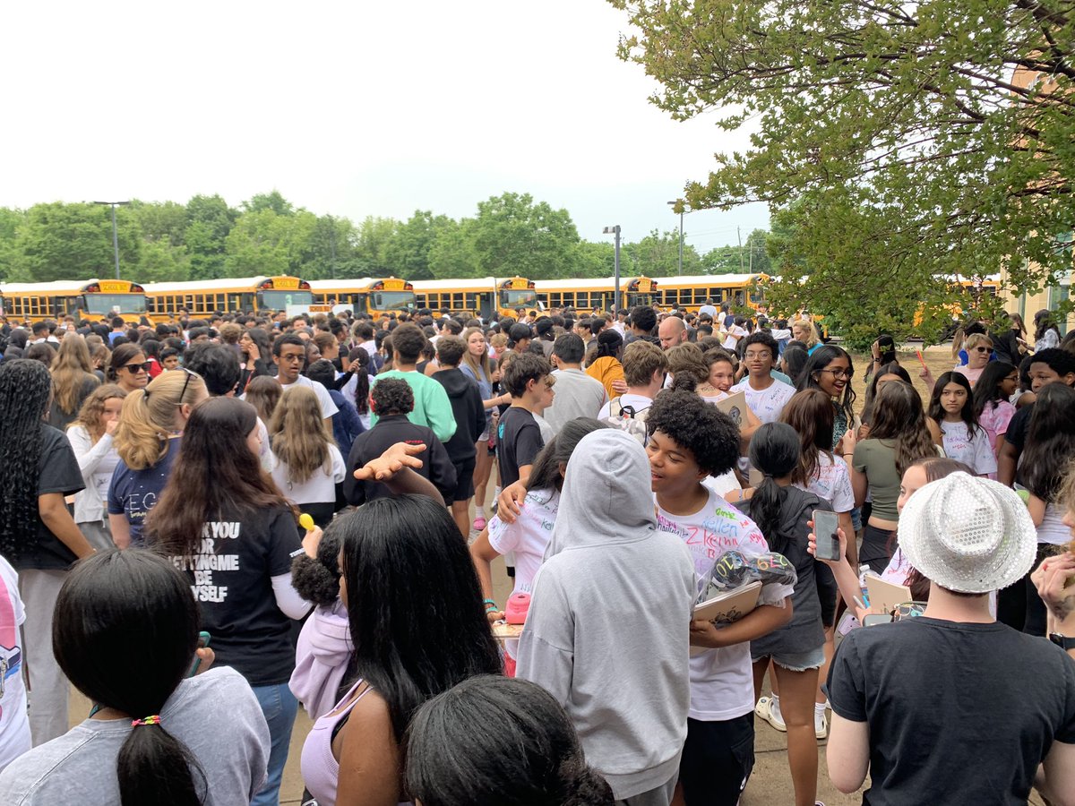 Rachel Carson Middle School tweet media