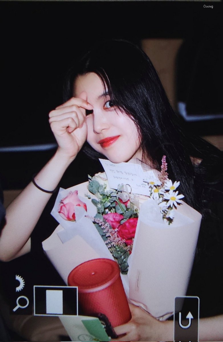 230616  프리뷰

😍

#지수연 #수연 #SUYEON #JISUYEON 
#위키미키 #WekiMeki