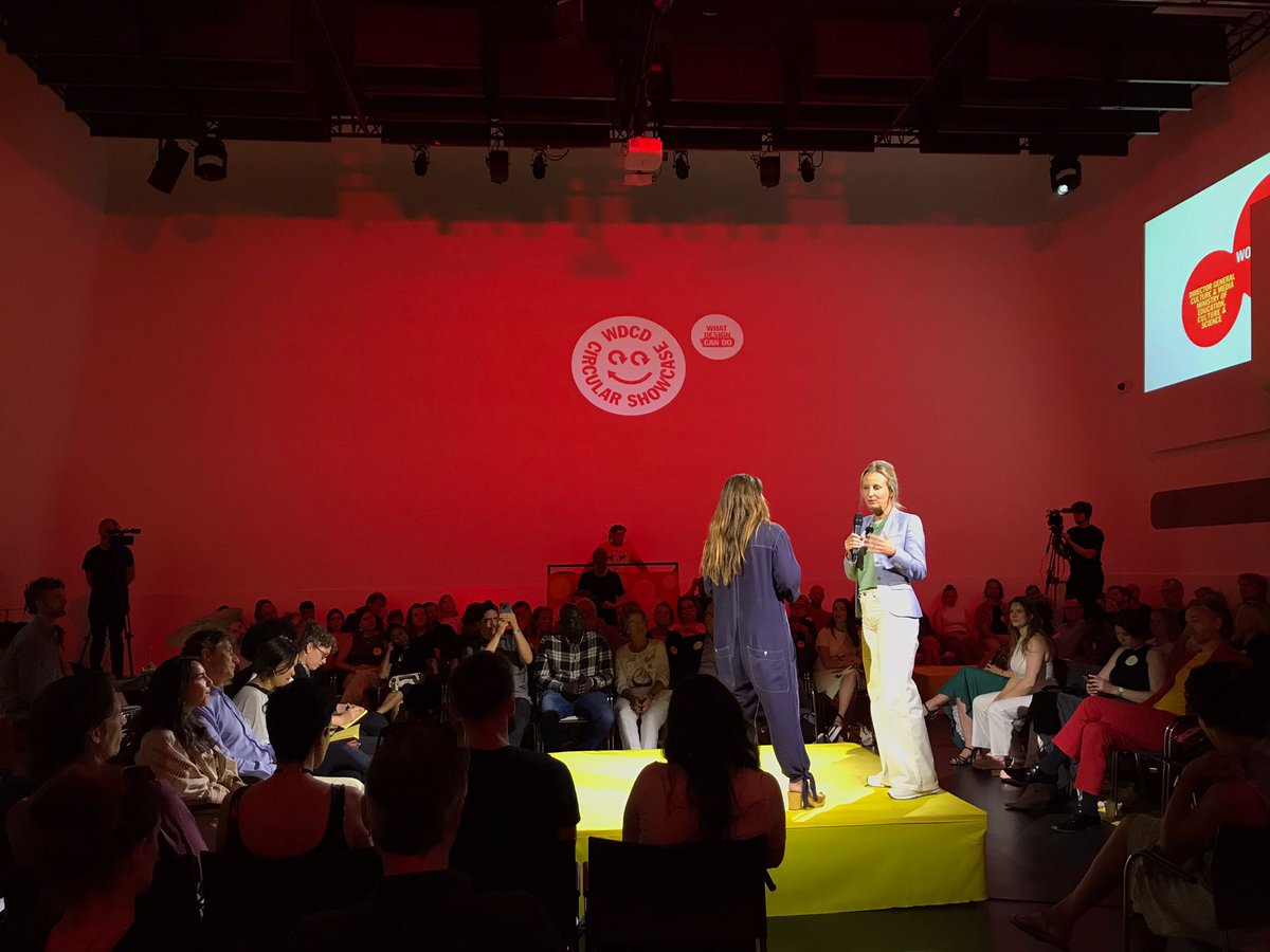 WhatDesignCanDo's tweet image. Now on stage: Barbera Wolfensberger (@bwolfje), Dutch Director-General of Culture and Media, sharing her thoughts on the importance of design, and finding solutions in the place where ‘creativity meets technology.’ #WDCDCircularShowcase