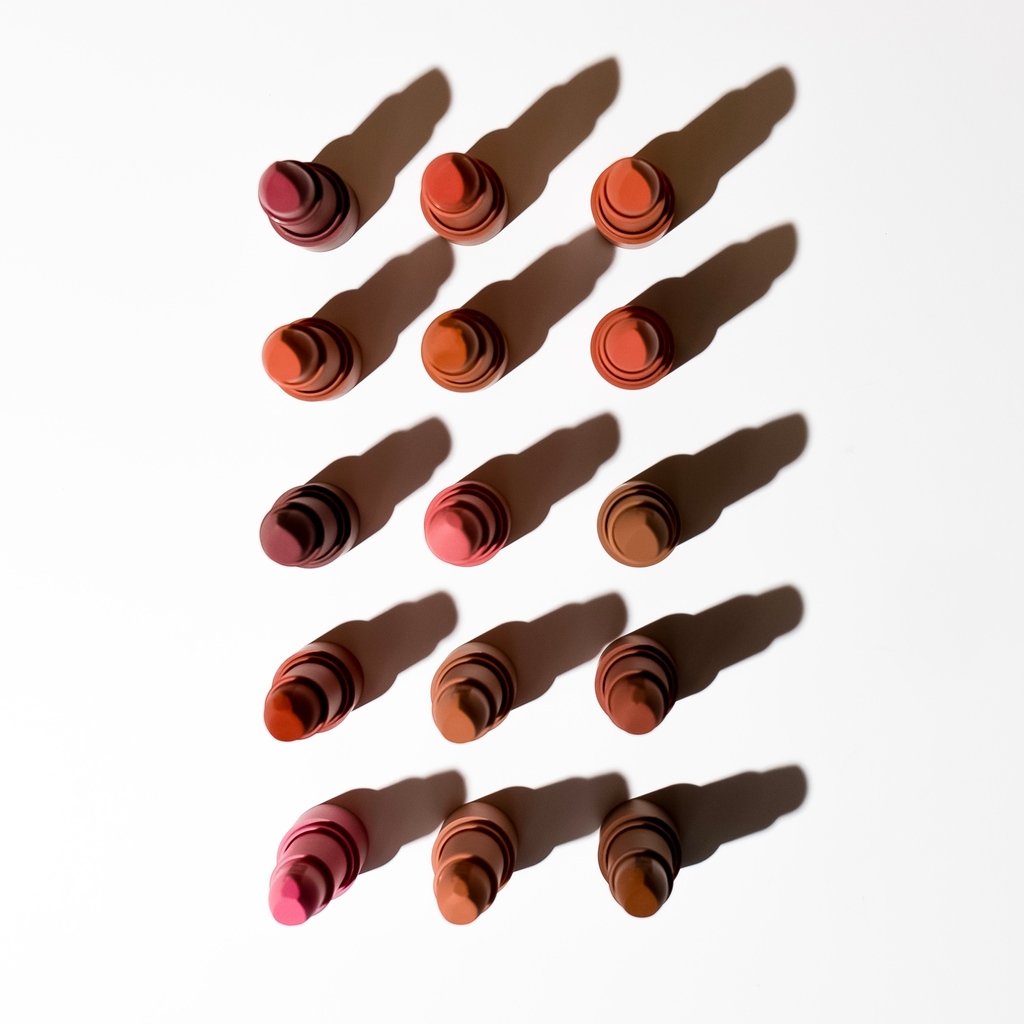 Hot Fluff lipstick lineup 💄💄💄⁠
⁠
Happy #HotFluff Friday 💃🏻⁠
⁠
#jasonwubeauty #mattelipstick #mutiuse