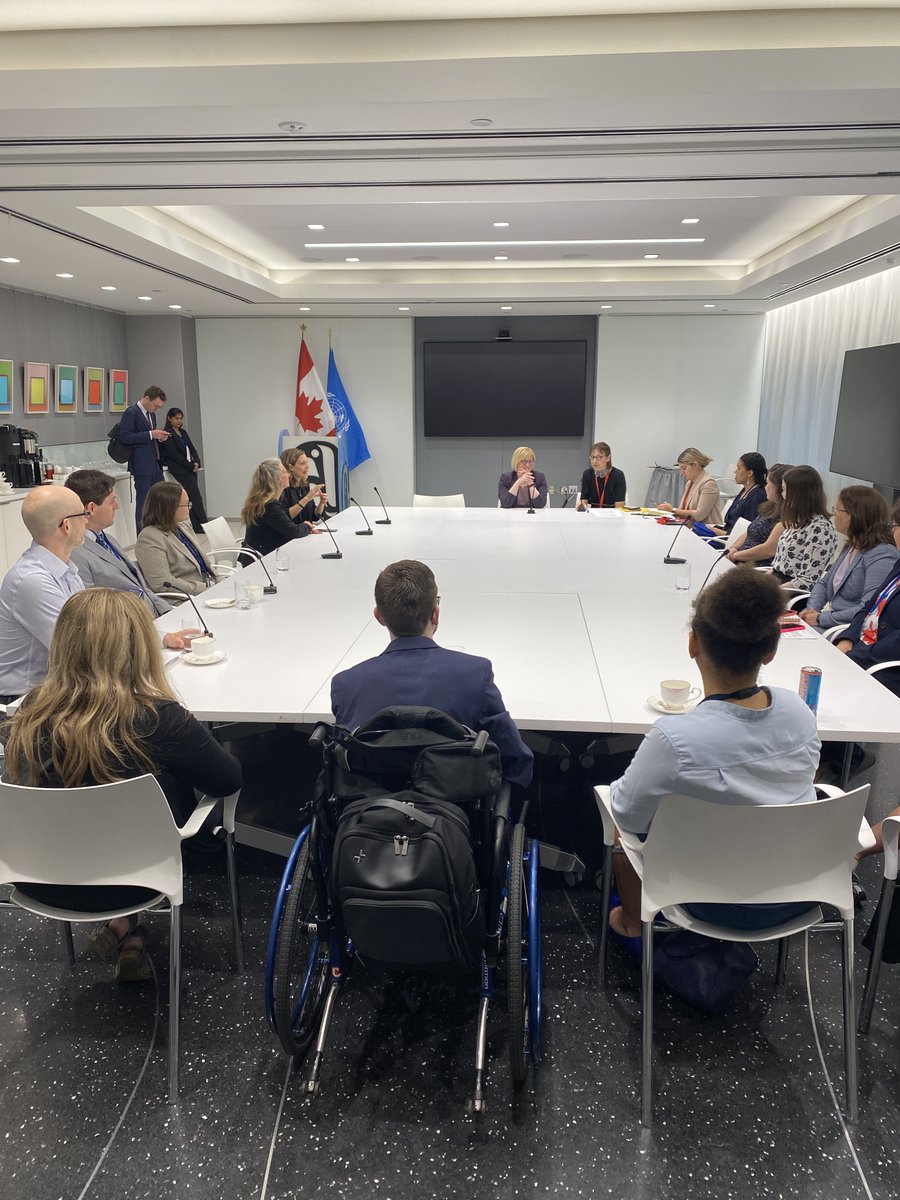 GCAccessible's tweet image. Apprenez-en plus sur la participation de la délégation canadienne à la Conférence des États parties à la Convention relative aux droits des personnes handicapées de l’@ONU.

➡️ ow.ly/4kUE50OQsbX #CDPH #CanadaAccessible