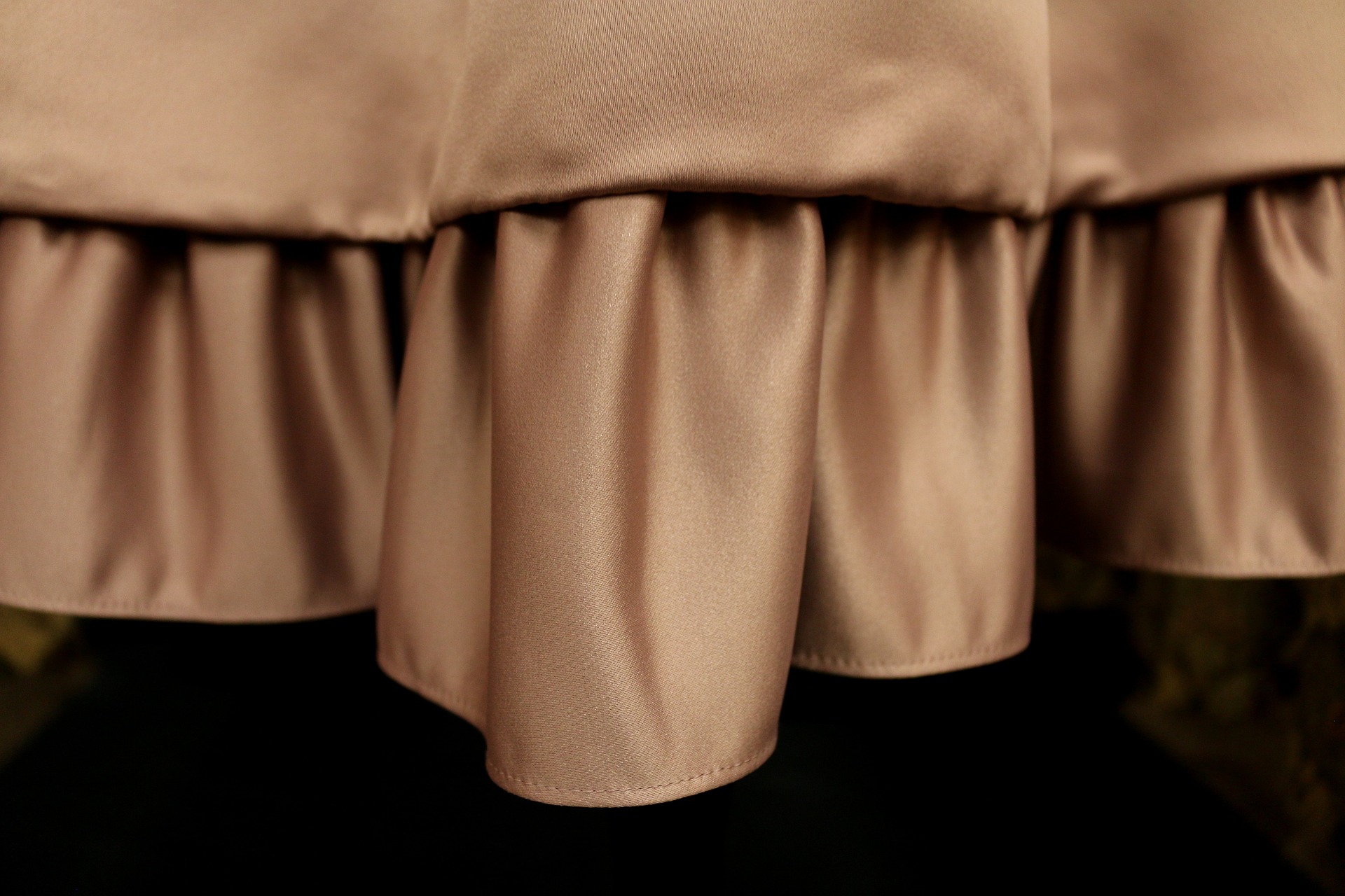Ruffle hot sale skirt meaning