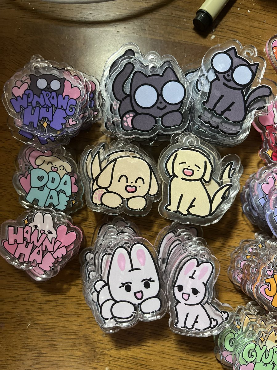 lcvejjong's tweet image. the gang is here!

#PLANDVol2