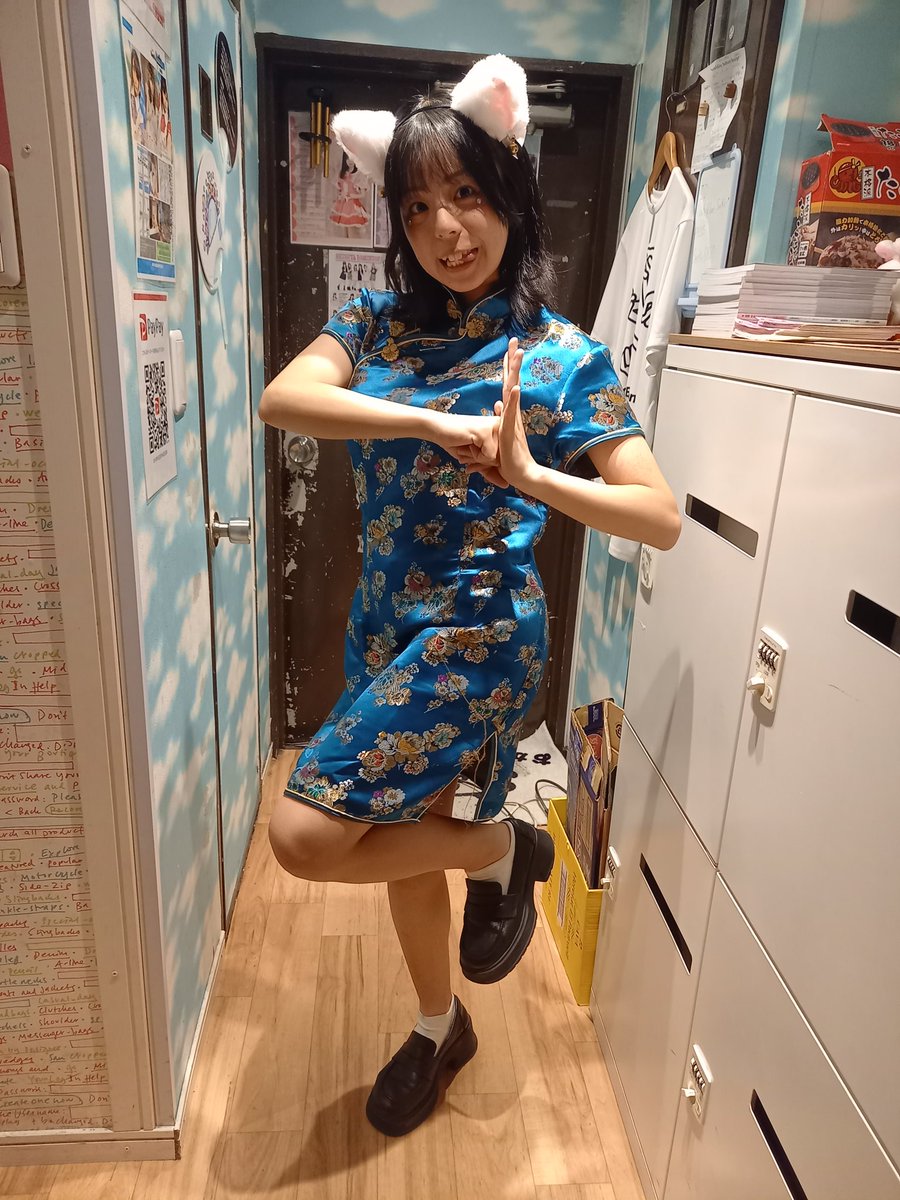 kengo_train's tweet image. ゆりす@yurisu_1027が勤めるコンカフェ シーカに初来店
今日もゆりすかわい過ぎた！
ゆりすお手製オムライスを頂いた🤤
衣装チェンジもしてくれてチャイナ衣装に変身😊
次はライブかなー
リク撮かなー🙄
遅くまでお疲れさま！

#コンカフェ 
#Seeka