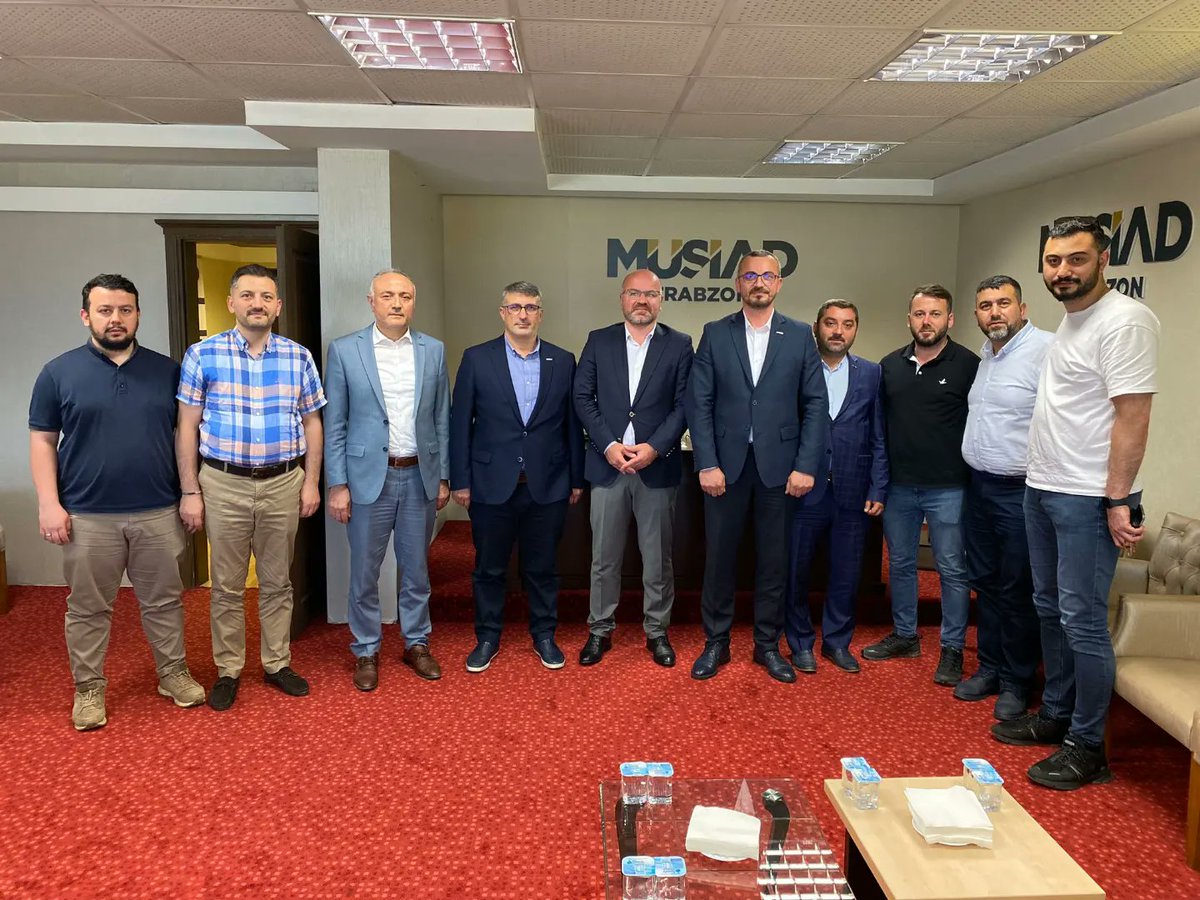 TrabzonMUSIAD's tweet photo. MÜSİAD Rize Şube Başkanı Taner Yelkenci ve Yönetim Kurulu MÜSİAD Batum Şube Başkanı Hamza Köse, Şubemizi ziyaret ederek Başkanımıza hayırlı olsun dileklerinde bulundular. Kendilerine nazik ziyaretlerinden dolayı teşekkür ederiz. https://t.co/Q5sfLOLuo0