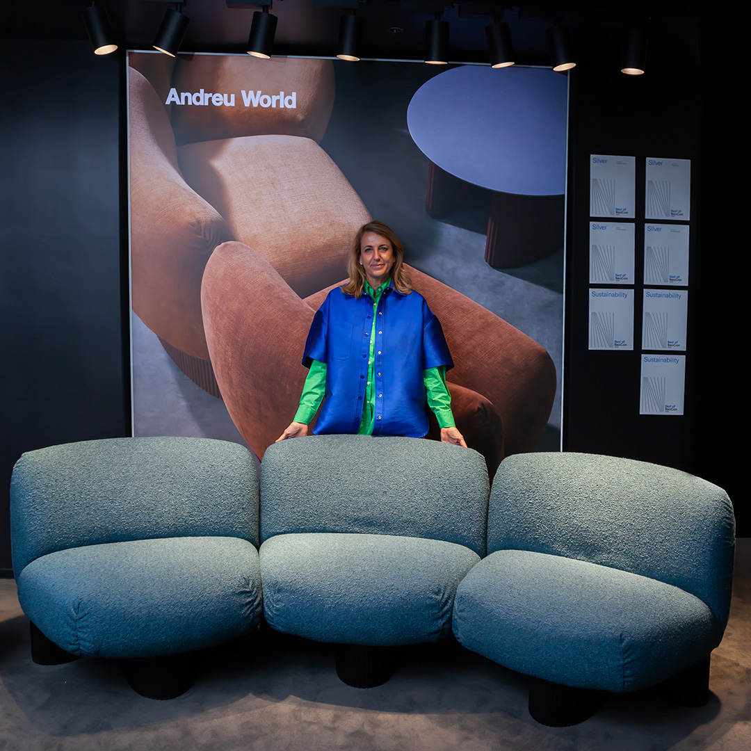 AndreuWorld's tweet image. We are delighted to have had @PUrquiola at our showroom during @NeoCon_Shows where she shared the Sustainability story behind the Bolete Lounge BIO collection.  #NeoCon2023 #BestofNeoCon