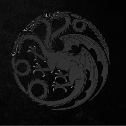 🚨SPOILERS FOR SEASON 2 OF #HouseOfTheDragon 🚨

According to the latest news, the following pictures may be Rhaenyra's sigil and team Black's coat of arms in the next season. Light and quality may play a part, but it looks like a black, three-headed dragon!!