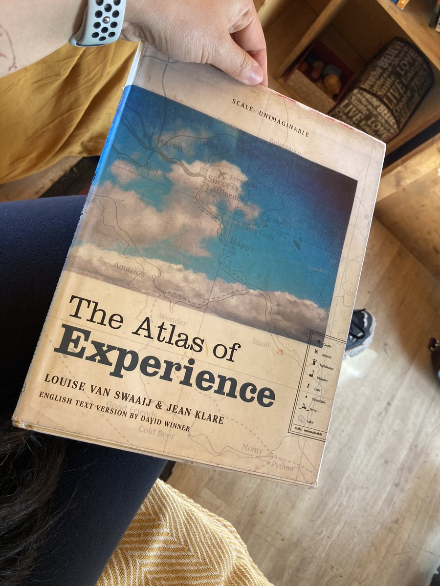 hermionemiao's tweet photo. I have had a lovely detour with people dropping-in and opening-up with their stories related to their PhD lives 

Thanks you for bring the welcome #hut to @StirUni, sharing with me and everyone else @aTinyDisruption 
#FoSSDoctoralConference2023 https://t.co/mF1BAq6JuJ