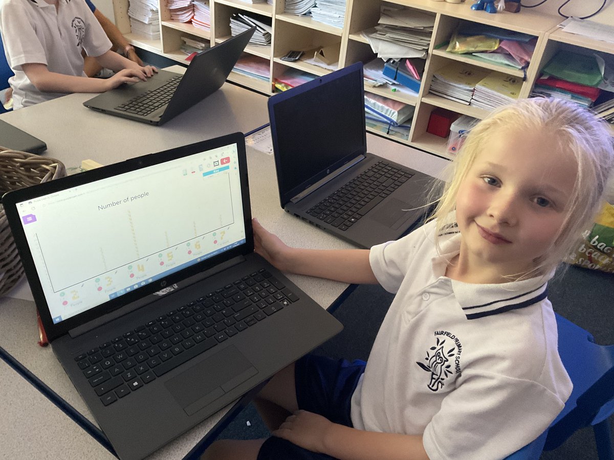 FPS_Computing's tweet image. Year 3 have been compiling data from their class about our homes. They put this information into various pictograms. 📊🏠