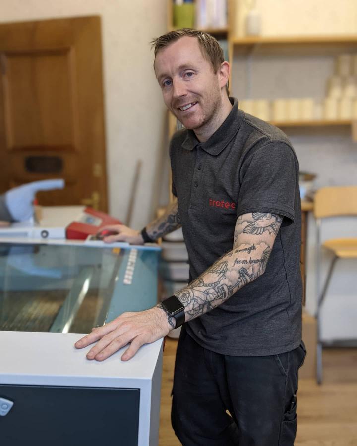 TrotecUK's tweet photo. Machines and service support from a single supplier! ⭐
Find out more about how Trotec can support your business 👉 https://t.co/rdtRMmRbaE
#lasercutting #laserengraving #troteclaser #settingnewstandards https://t.co/eVH0xY5kAM