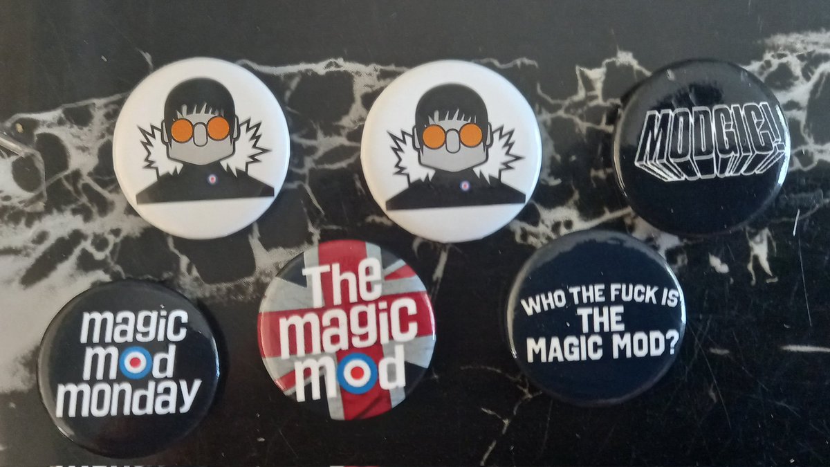 Thank you Ben @TaylorMod for this cracking merchandise pack. All available to purchase on Ben's website themagicmod.com Keep an eye out for Ben's weekly magic mod Monday. It's modgic.