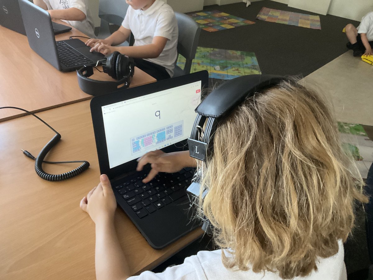 FPS_Computing's tweet image. Reception used Purple Mash for the first time to practice typing numbers. 😃1️⃣2️⃣3️⃣