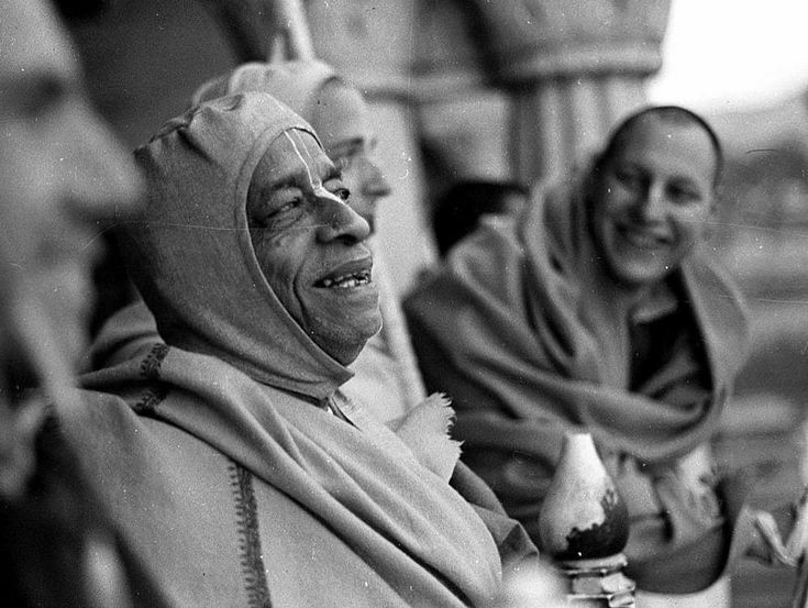 gargiKr19's tweet photo. All Glories to Srila Prabhupada
#KrishnaScience @IskconInc https://t.co/6aoWmTk6Gr
