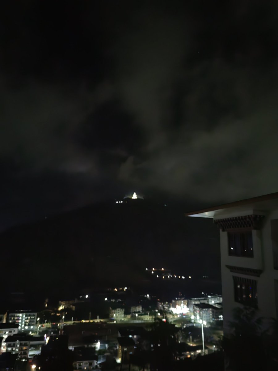 pdorji106's tweet photo. Night view https://t.co/bauH0VeMWA