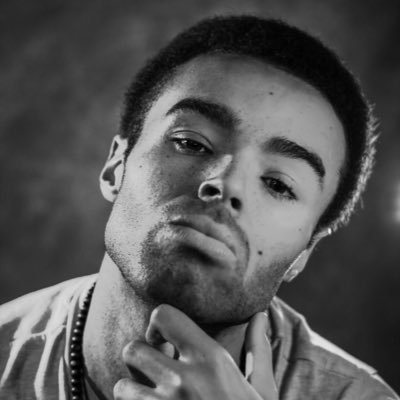 SMRCHS's tweet photo. We are totally over the moon for @CondorJones ; former @SMRCHS student, who is now playing the role of 'Cloten' in the Royal Shakespeare Company's 'Cymbeline'.
Outstanding achievement and took Ms O'Brien right back to when he played Scrooge in our Christmas production! https://t.co/awwMlF8Phh