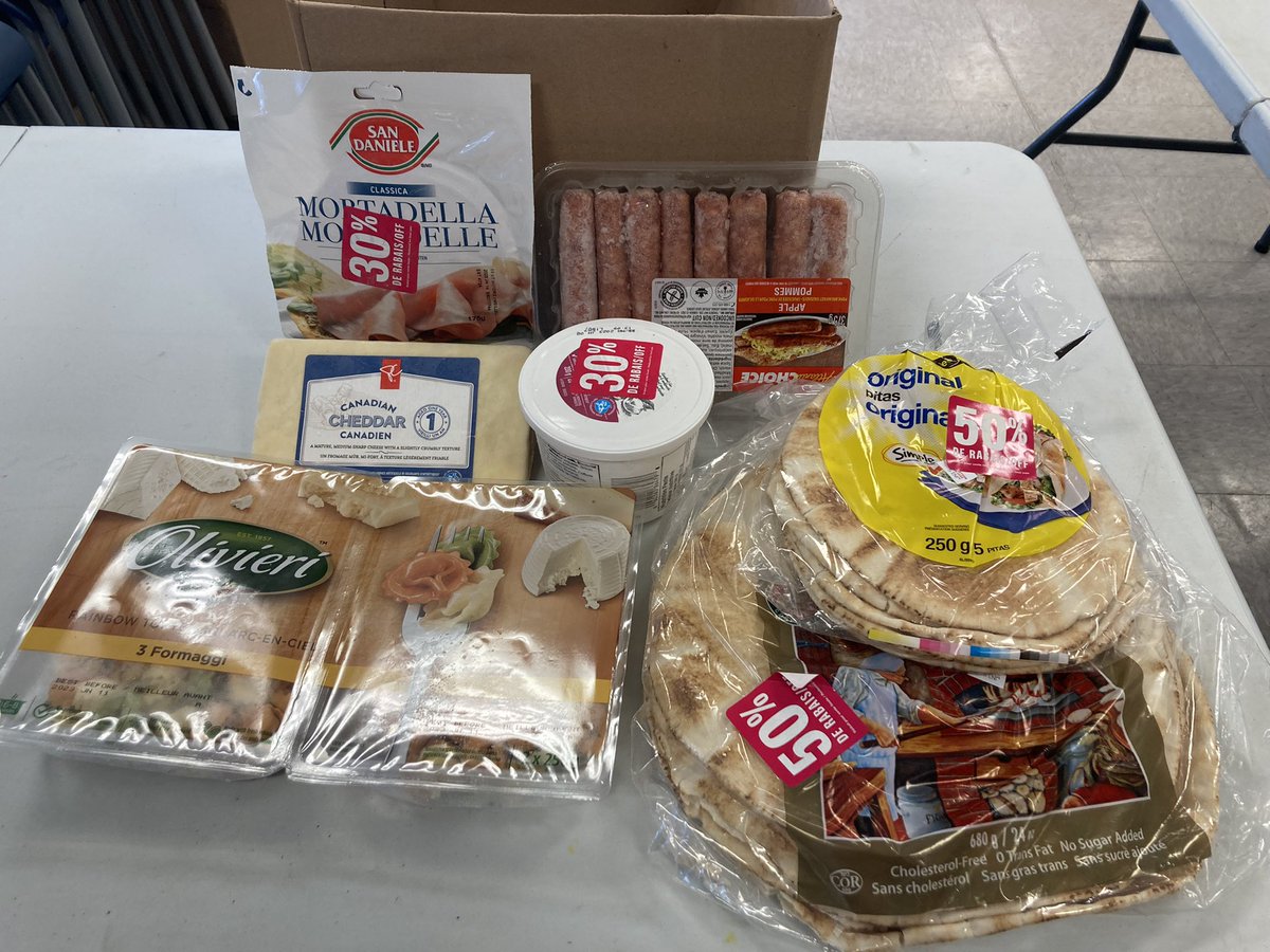 Ever wonder what types of meals you can cook with the food rescue donations?  

Today we prepared two recipes using the donated groceries we received from Avery’s No Frills! 

Check out these tasty meals 🙂🙂

#foodrescue #wecanmakeadifference