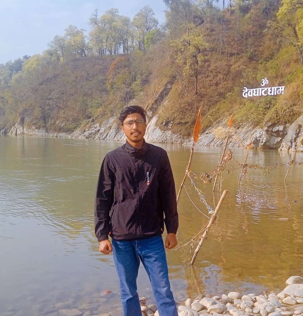 जित्नेहरु कुनै फरक काम गर्दैनन उनिहरु हरेक काम फरक तरिकाले गर्ने गर्दछन।