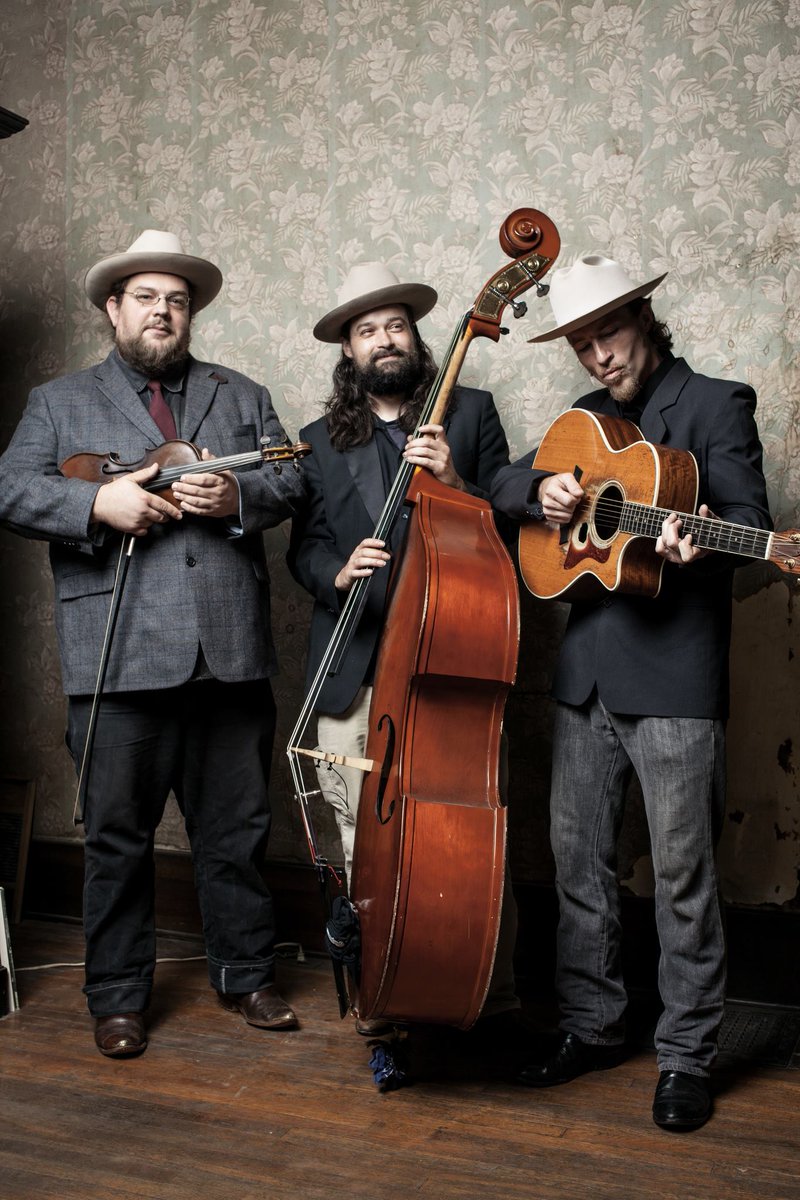 LR_Sessions's tweet photo. 🌙 Tune in TOMORROW!, June 18th, as The 
Howlin Brothers take the stage on WKYU 24.1
Join me at 9:30 PM CST / 10:30 PM EST as we dive 
into their soulful melodies and foot-stomping rhythms. 
🎵✨ It's the perfect way to wrap up the weekend with
some incredible live music! 🎵🔥 https://t.co/Xr8QvXRDh7