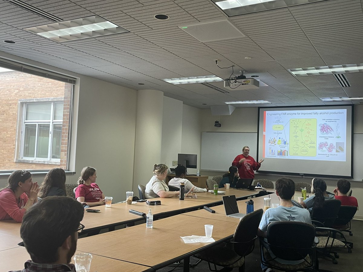 PflegerLab's tweet image. Our lab prepped some “3 minute thesis” presentations to introduce our summer students and teachers to the cool work we do!