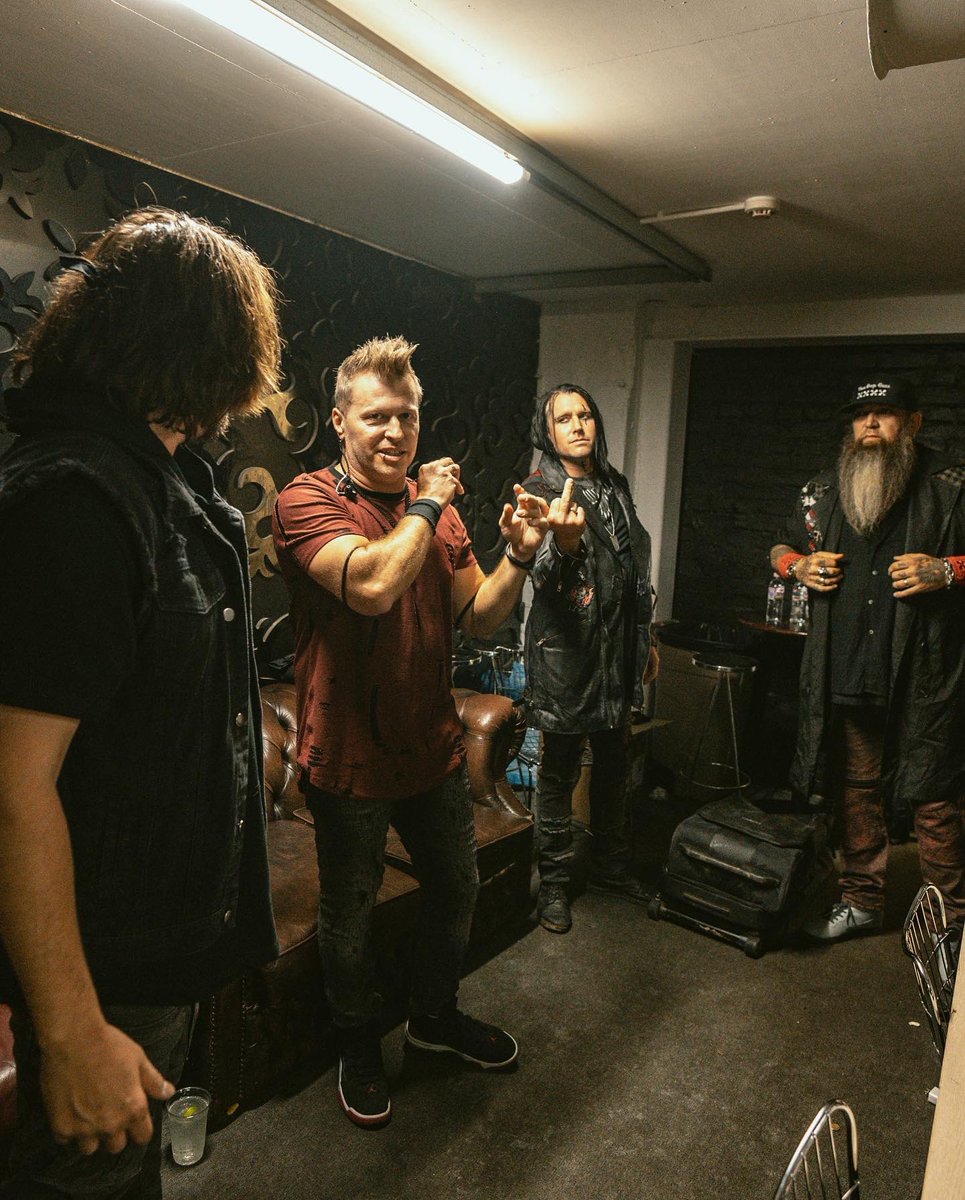 threedaysgrace's tweet image. Few club bangers were a blast. Today we’re rippin @copenhell ❤️‍🔥 
📸 @jbhvisuals13 
#threedaysgrace #EXPLOSIONS #copenhell #copenhagen #denmark