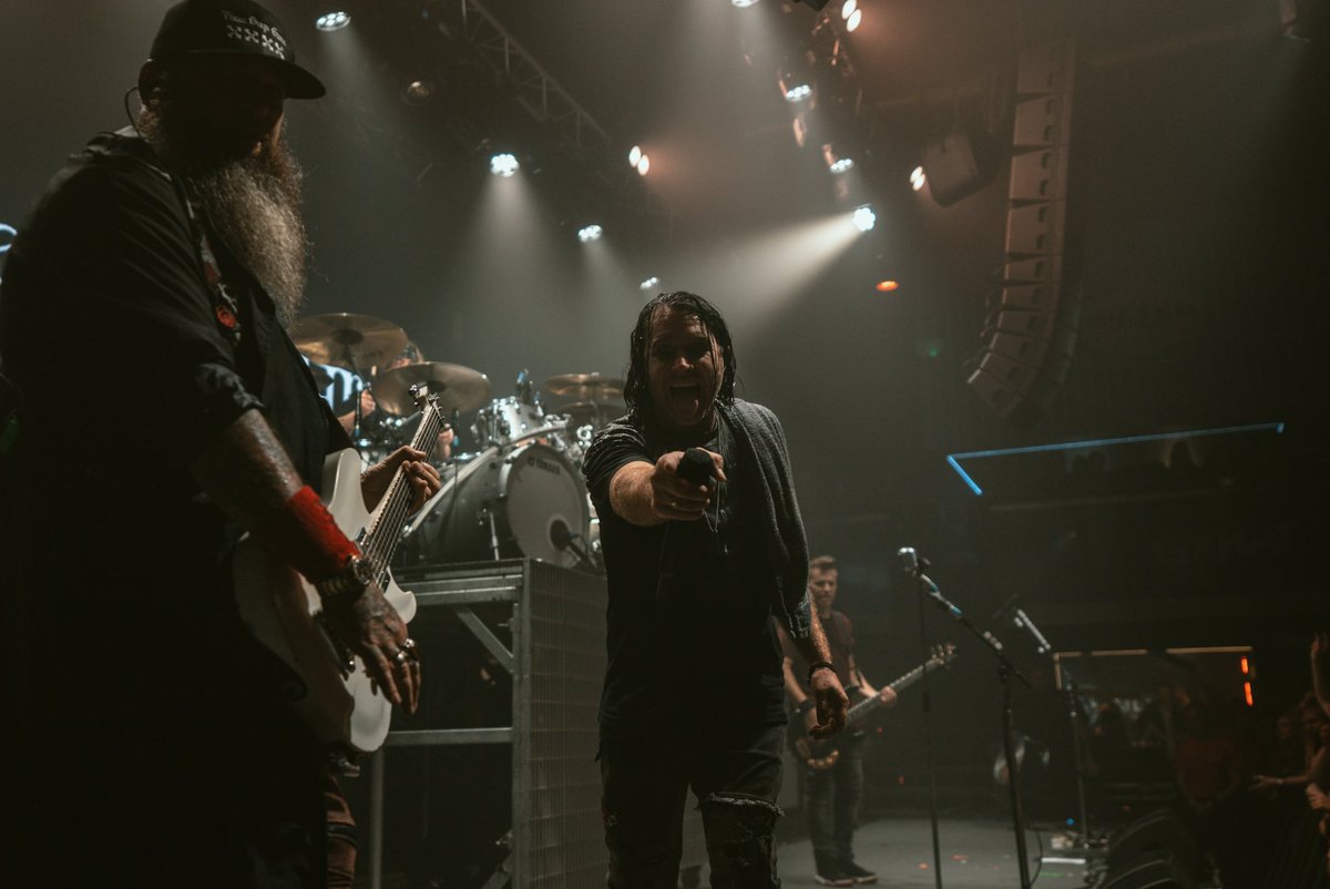 threedaysgrace's tweet image. Few club bangers were a blast. Today we’re rippin @copenhell ❤️‍🔥 
📸 @jbhvisuals13 
#threedaysgrace #EXPLOSIONS #copenhell #copenhagen #denmark