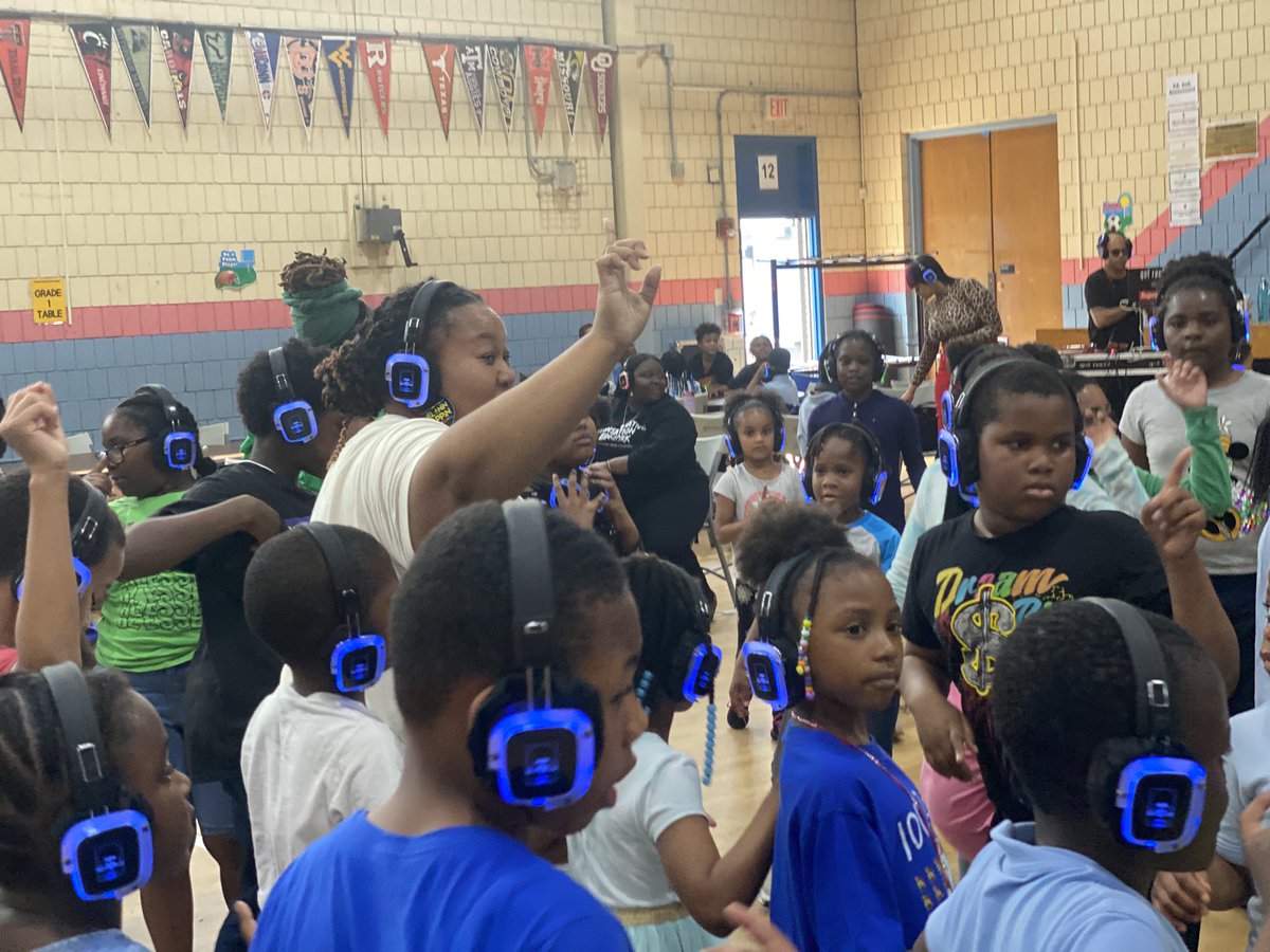 NPS_HTubman's tweet photo. Celebrating an Amazing 22-23 School Year with a Silent Dance Party @NPSvoices https://t.co/XBoKuvJ2fq