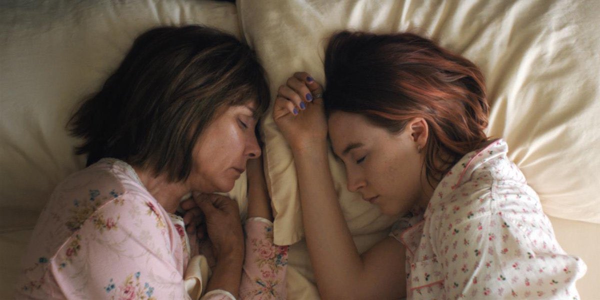 Happy birthday to the incredible Laurie Metcalf, who should ve won the Oscar in 2018 for Lady Bird 