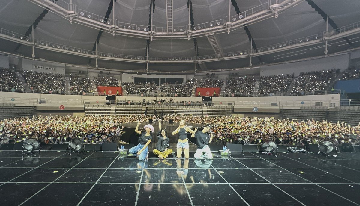 마마무(MAMAMOO) tweet media