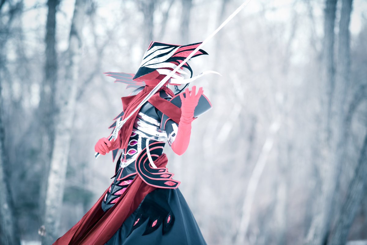 butterflyloyal's tweet photo. @null
名刺替わりに、過去のコスプレ写真のうち気に入っているものを固定用ツイートに掲載します。
衣装、造形含め全て自作です。

遊んで下さった方、ありがとうございました。 https://t.co/Dy2cKxiQu6