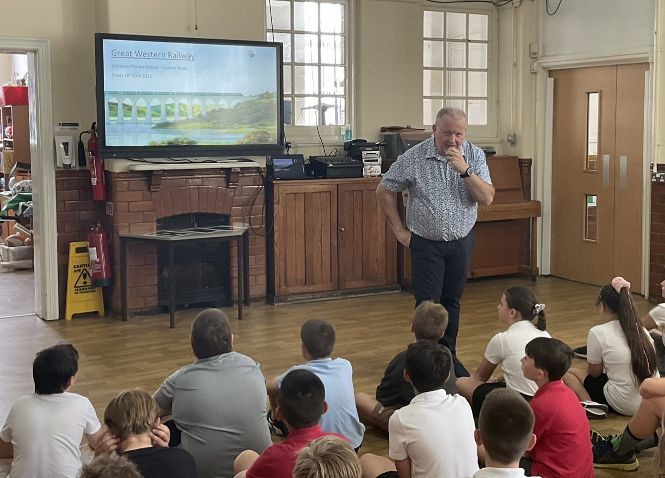 Oldcastle Primary on Twitter "Thank you Richard from GWR Trains for