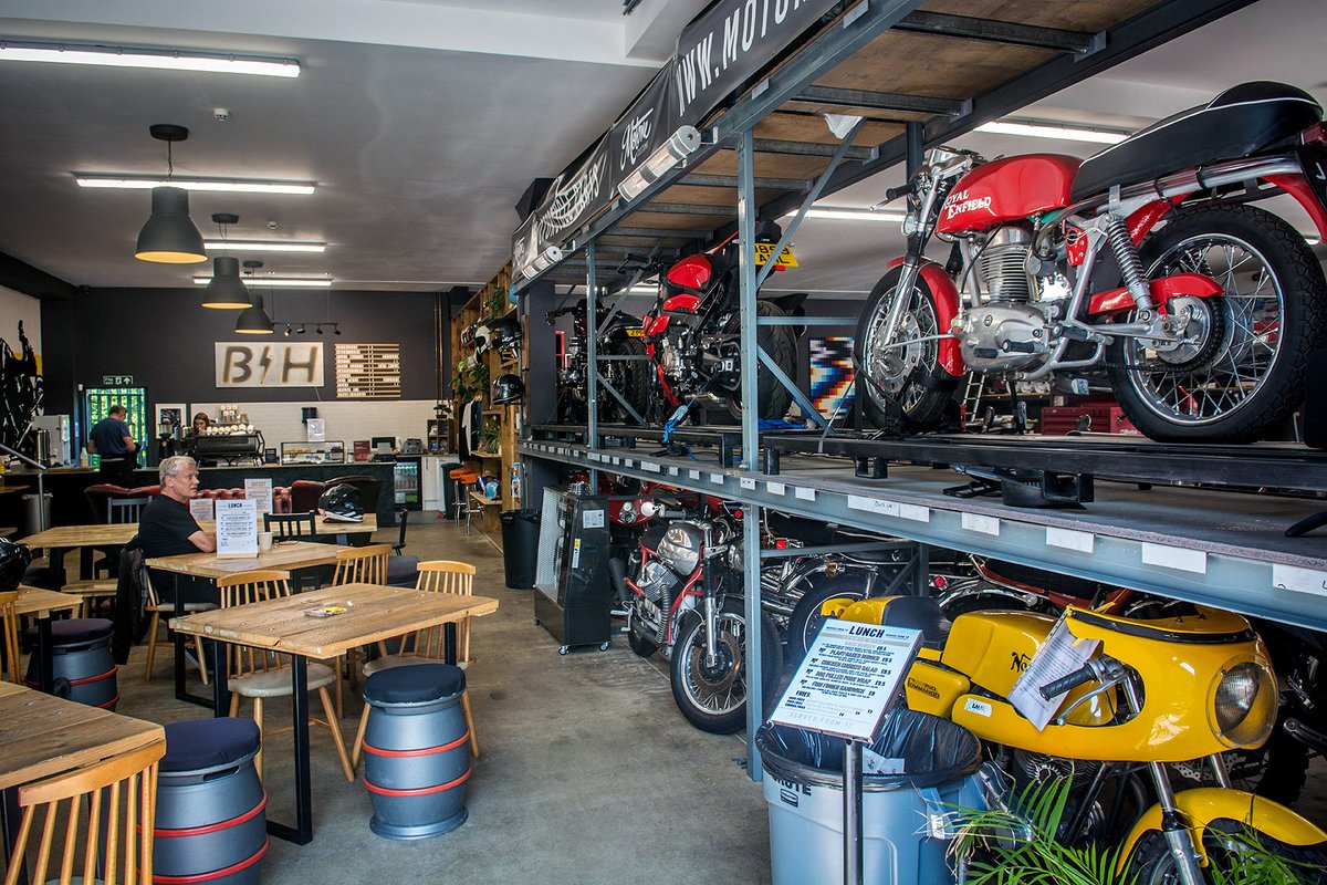 westernaspect's tweet photo. First visit to Baffle Haus, #motorcycle cafe/workshop/store on A4042 between Abergavenny - Penperlleni. Absolute destination if you're in the area. Cool cars scattered about too. South Wales needed a place like this, esp after demise of Iron Horse cafe. https://t.co/UcwMQ6dsuP