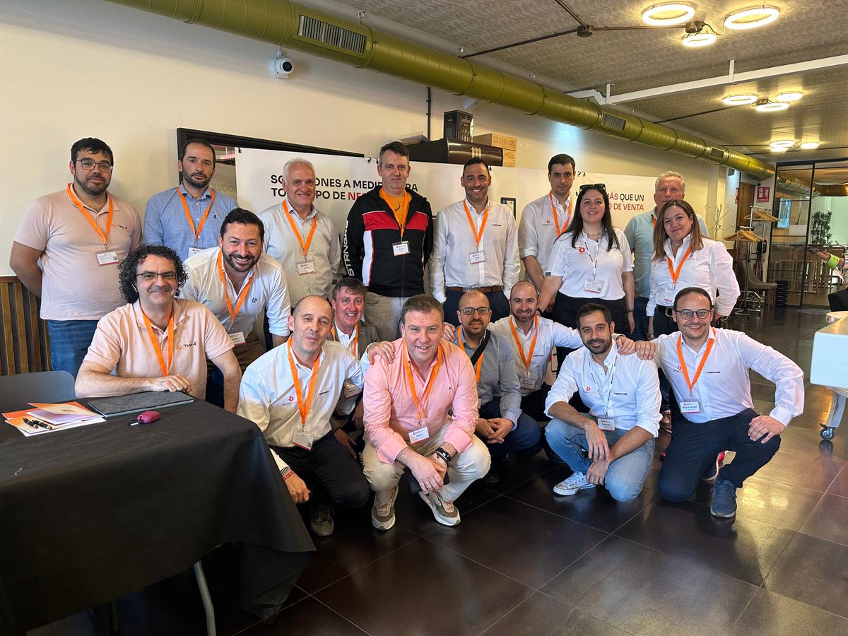 "Felicitamos a <a href="/Bivium_Estudio/">Bivium Estudio</a>  Partner Engineering HIOPOS por su 20 aniversario. Ayer celebró una intensa jornada de trabajo donde presentó la novedades de las soluciones globales HIOPOS a sus Partners Specifics y colaboradores"
#Valladolid #HIOPOS #features #comunidadHiopos