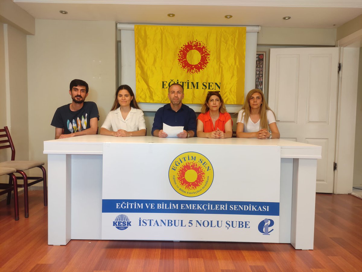 egitimsenist's tweet photo. Laikliği ve laik eğitimi hedef alan politika ve uygulamalara derhal son verilmelidir!

Kartal ilçe MEM/HEM ile İnsan Medeniyet Hareketi Hicret Derneği arasındaki yaz okulu protokolü iptal edilsin!

Laik ve bilimsel eğtim talebimizden vazgeçmeyeceğiz.
Karanlığa teslim olmayacağız! https://t.co/yPkGZtyyna