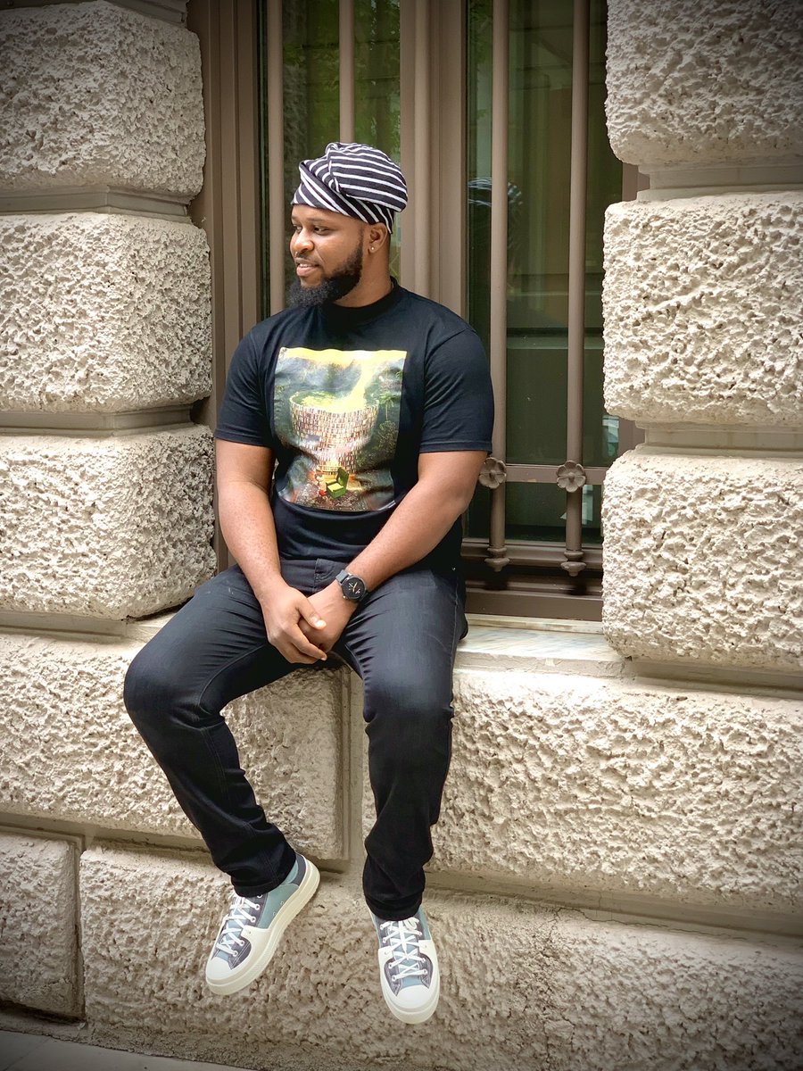 PerfectMelvin's tweet photo. Be the love you never received 🖤💫 https://t.co/QD8jSLPo4w